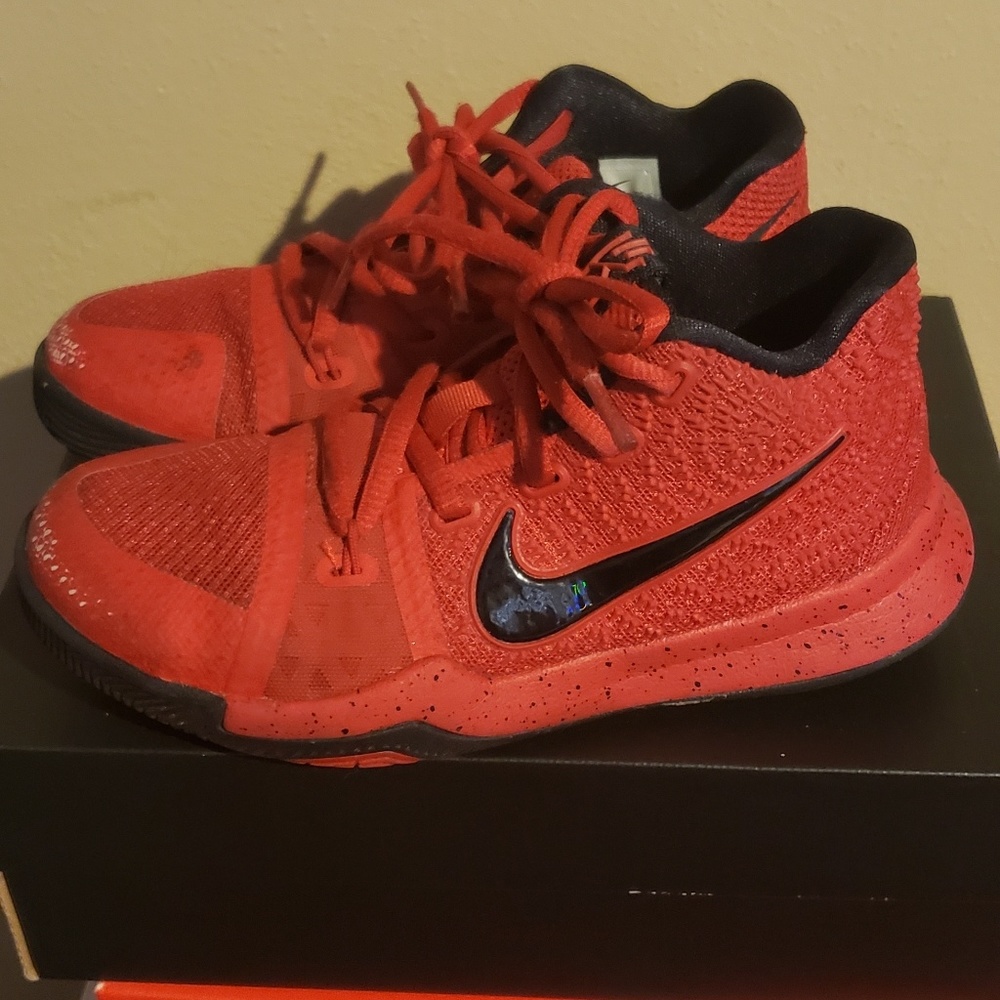 Boys Kyrie